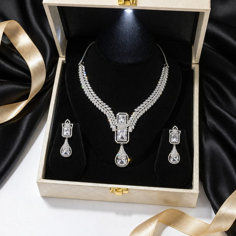 Luxury Diamond-Look Necklace Set for Women | Aurela Jewellers